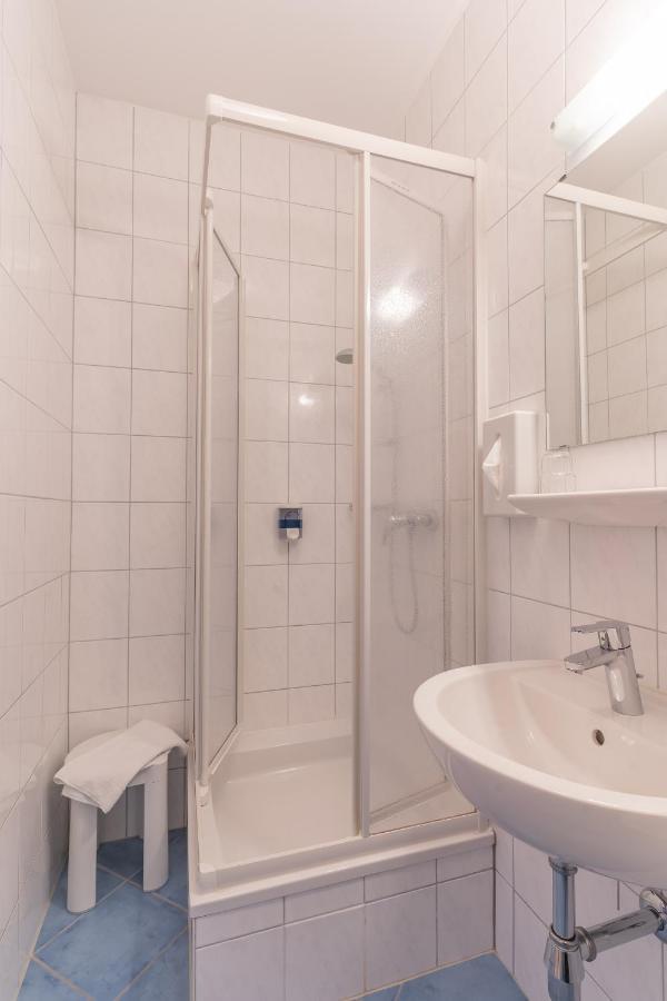 Hotel Kindler 2,0 Self-Check-In Leoben  Esterno foto