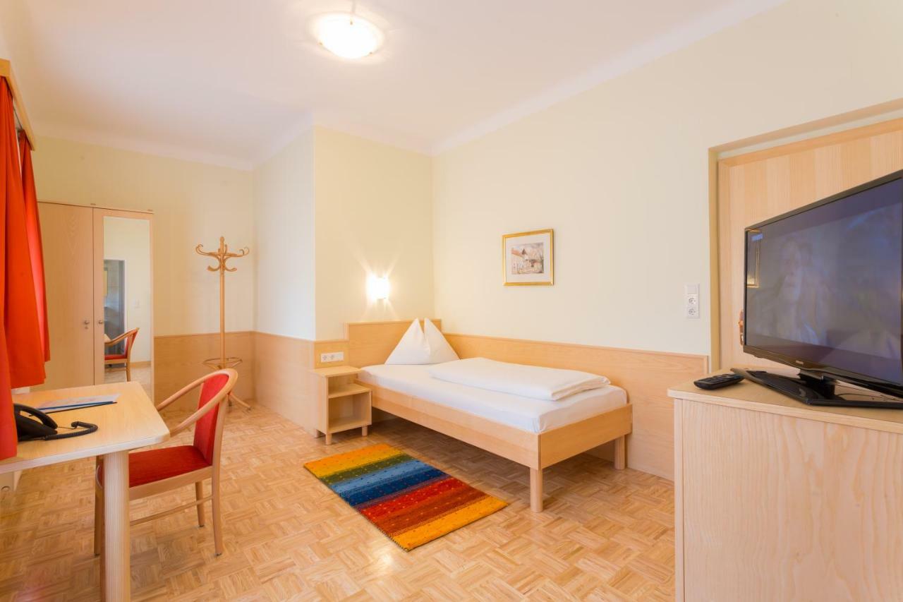 Hotel Kindler 2,0 Self-Check-In Leoben  Esterno foto